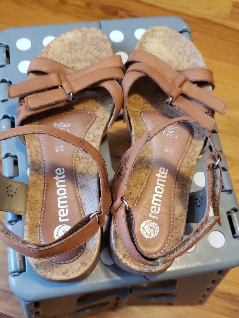 Remonte Tan Strappy Cork Wedge Sandals